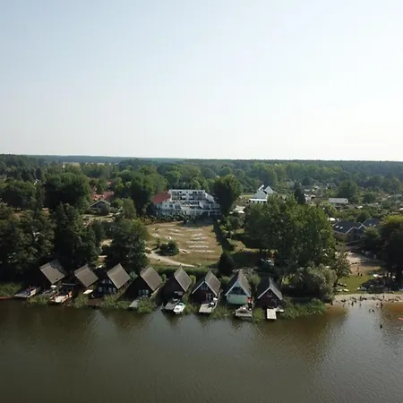 Familienfreundlicher Doppelbungalow Mit Terrasse Im Mirow Granzow