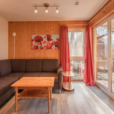 Familienfreundlicher Doppelbungalow Mit Terrasse Im Mirow Ferienhaus Granzow