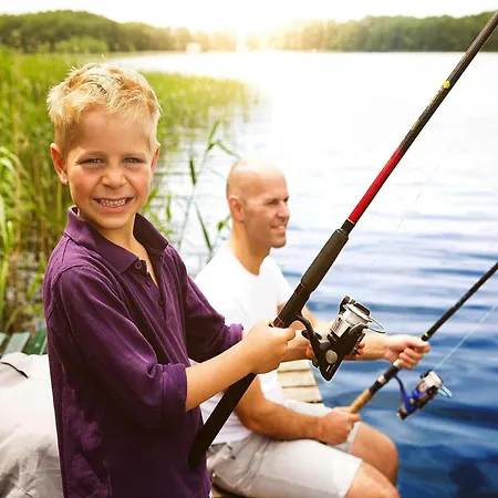 Familienfreundlicher Doppelbungalow Mit Terrasse Im Mirow Ferienhaus